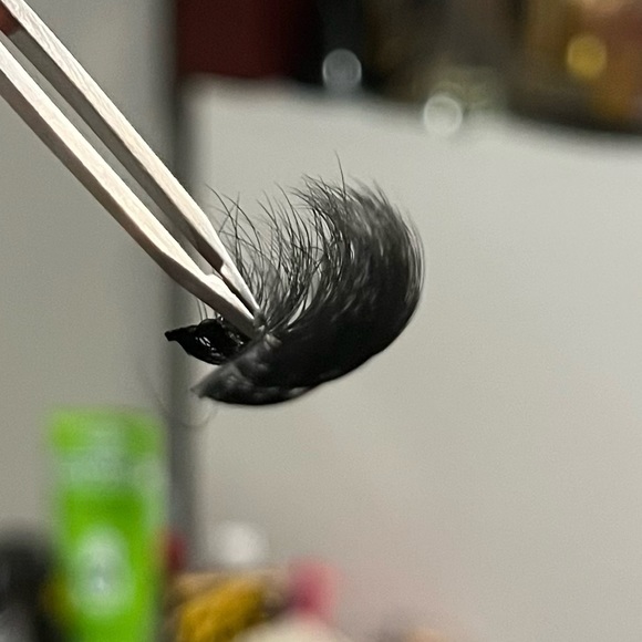 5 PAIR LASHES - Picture 4 of 8